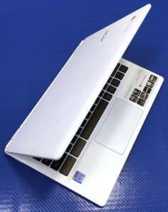 Acer Chromebook 11 CB3-111 Laptop From Above